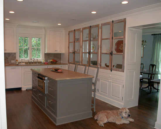 Wonderful White Mountain House Designed in Modern Building Style: Powerful Kitchen Island With Seating Design In Mountain Brook Road Home Interior With Traditional Finishing Used Wooden Material For Inspiration